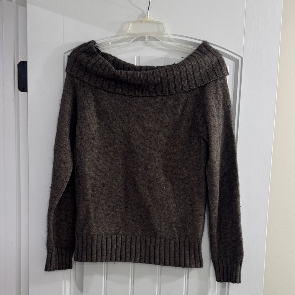 Old Navy Brown Off-Shoulder Sweater
